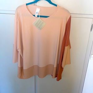 MarlaWynne size m top NWT